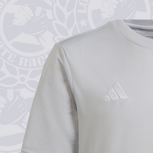 Laden Sie das Bild in den Galerie-Viewer, Vorbestellung: AUSWÄRTSTRIKOT | Love Schalke x Hate Racism