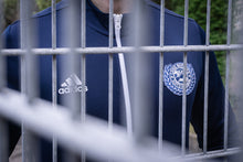 Laden Sie das Bild in den Galerie-Viewer, Trainingsjacke &quot;Love Schalke Hate Racism&quot;
